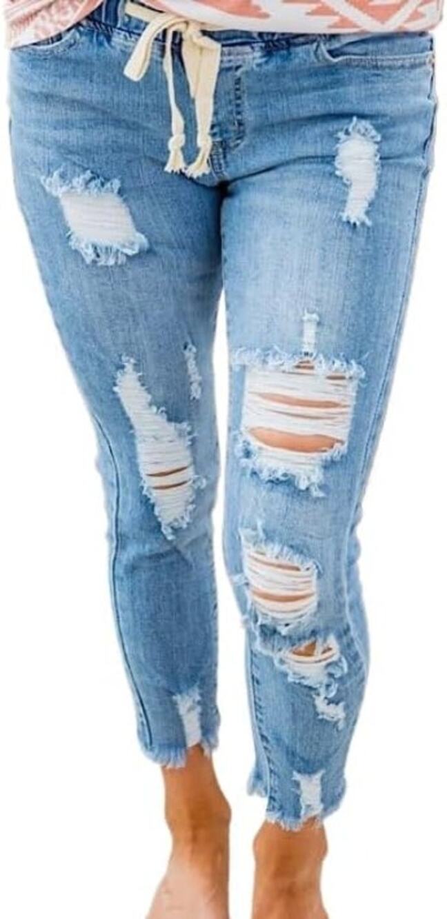 NWT ~ Women's High Waisted Ripped Hole Elastic Waist Boyfriend CAPRI Jeans